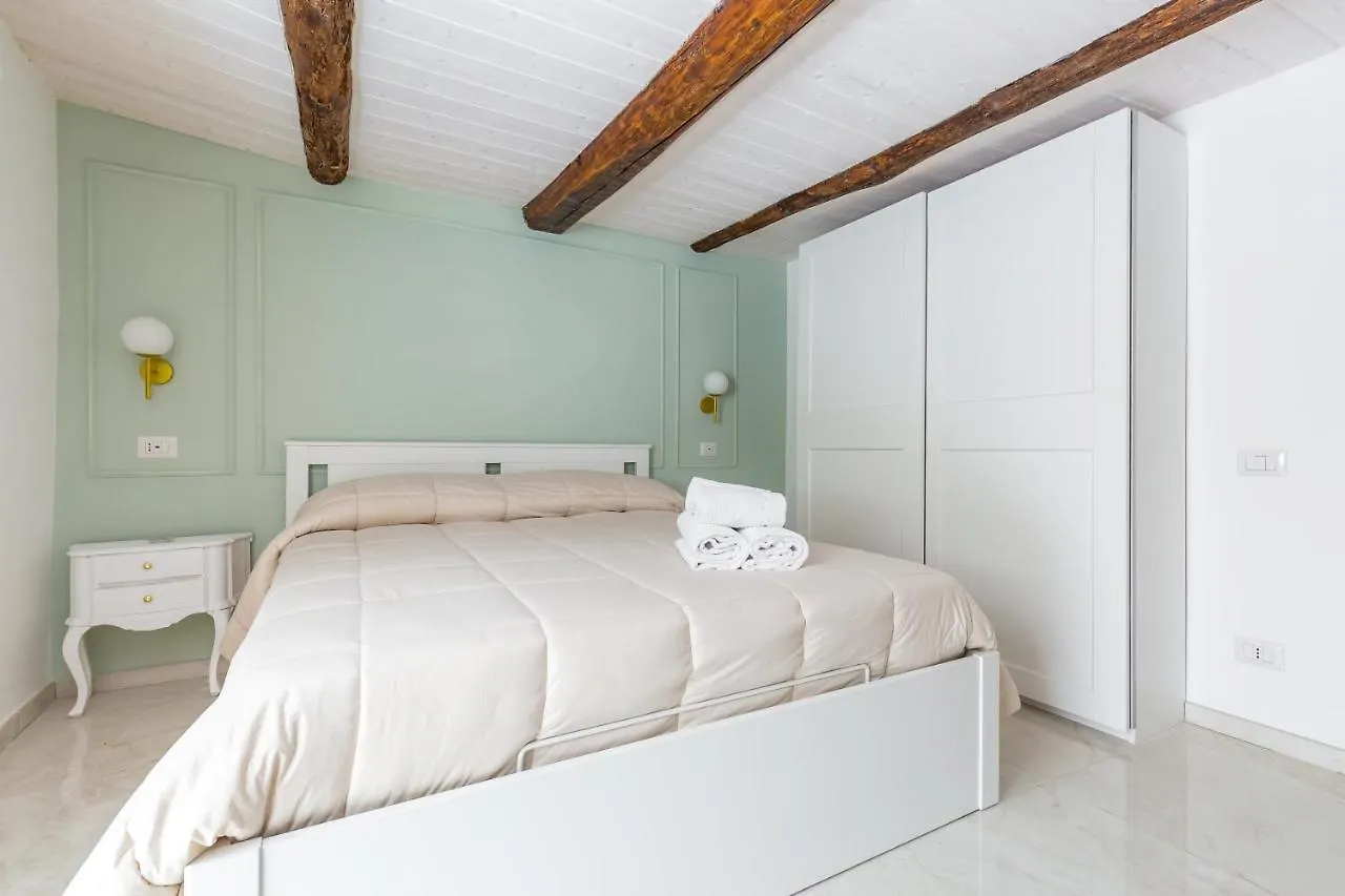 Umberto'S Nest At Toledo Apartment Naples