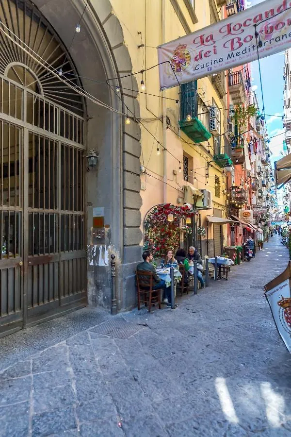 Umberto'S Nest At Toledo Apartment Naples Italy